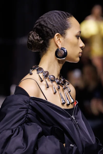 Look 124